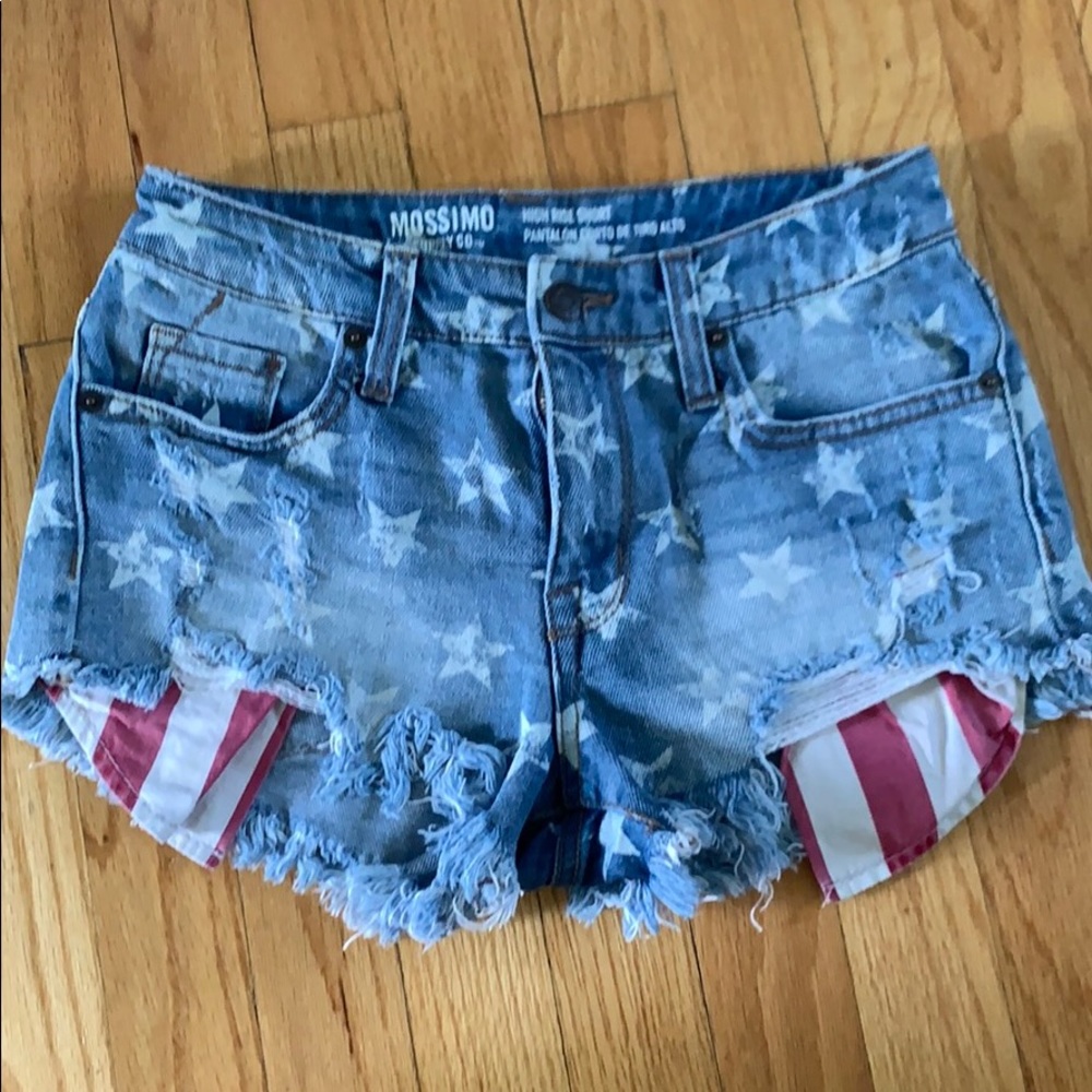 Red white & blue jean shorts